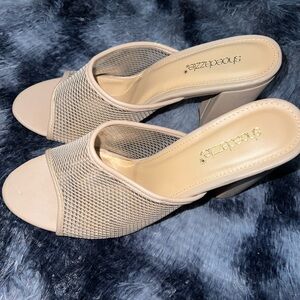 SHOE DAZZLE HEELS 2 PAIR***